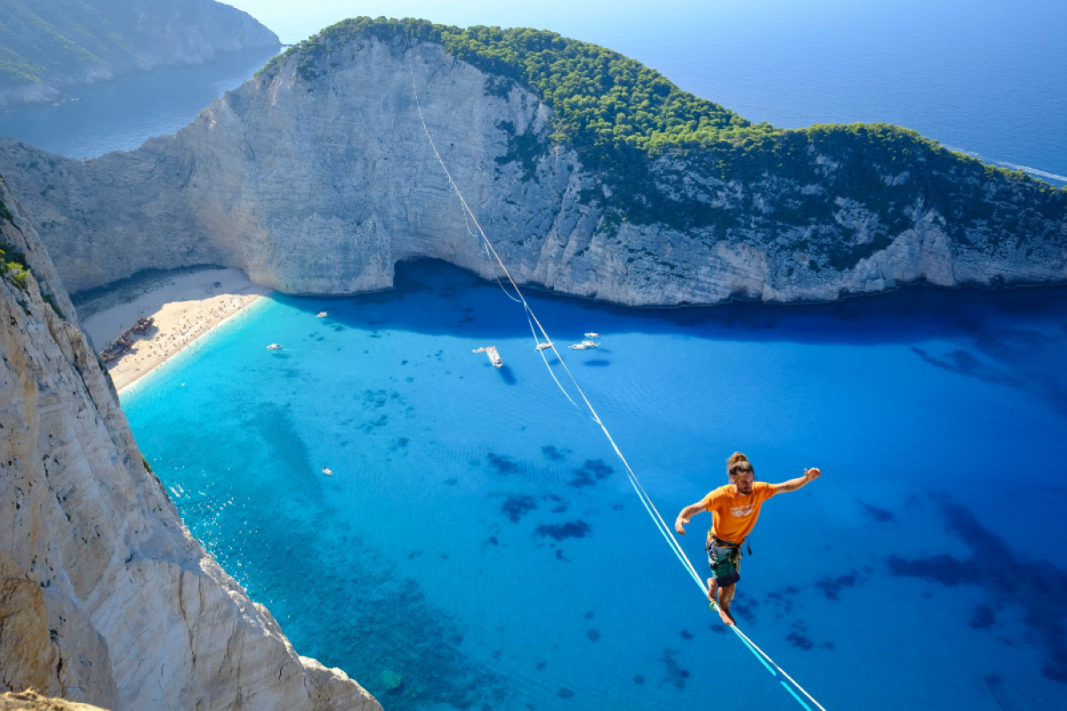 言語はAIに渡した。あとは、身体でやるしかない。 – Slackline Research